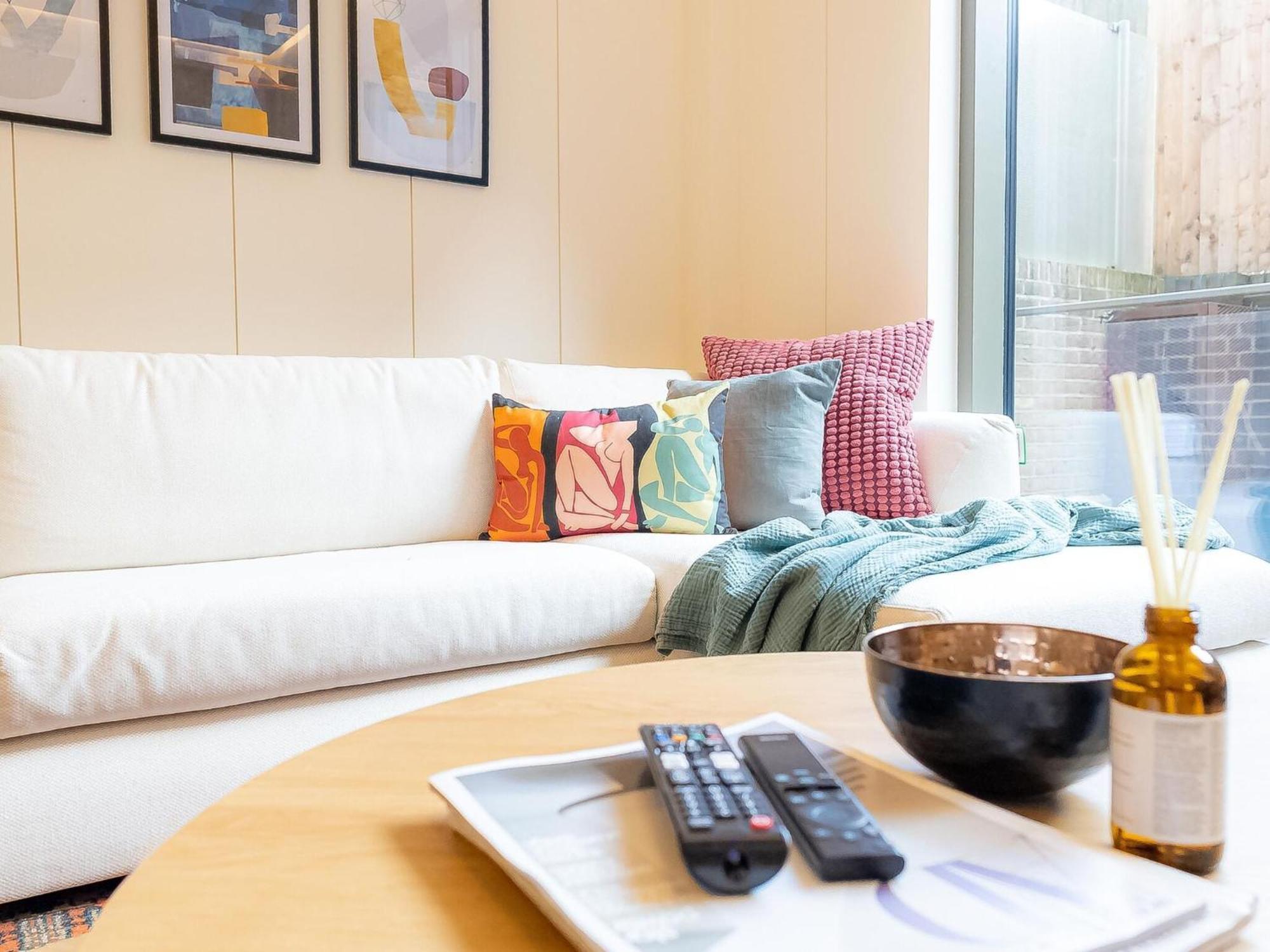 Modern Deluxe Five Bedroom House Near Chalk Farm Station By Belvilla Лондон Екстер'єр фото