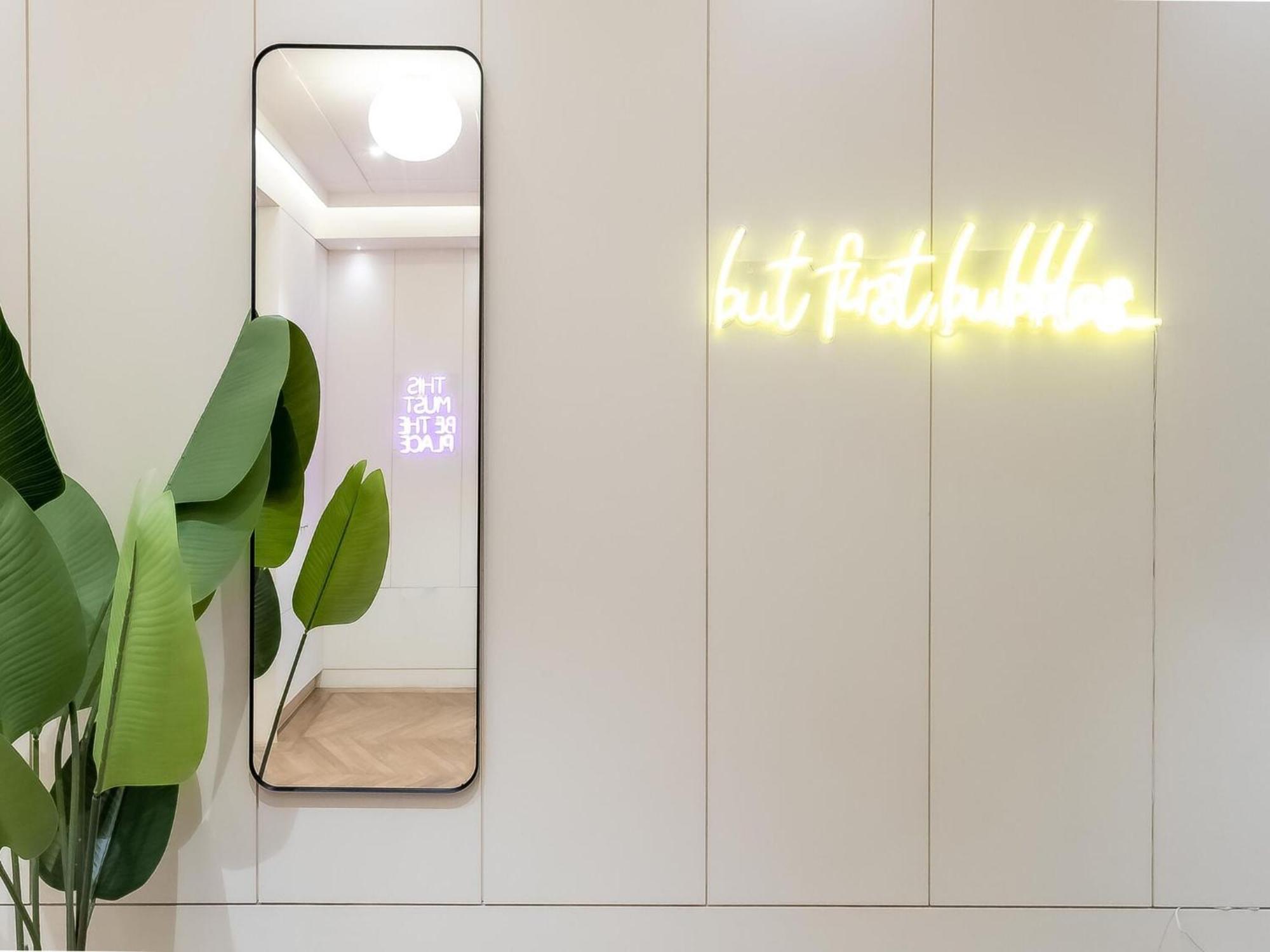 Modern Deluxe Five Bedroom House Near Chalk Farm Station By Belvilla Лондон Екстер'єр фото